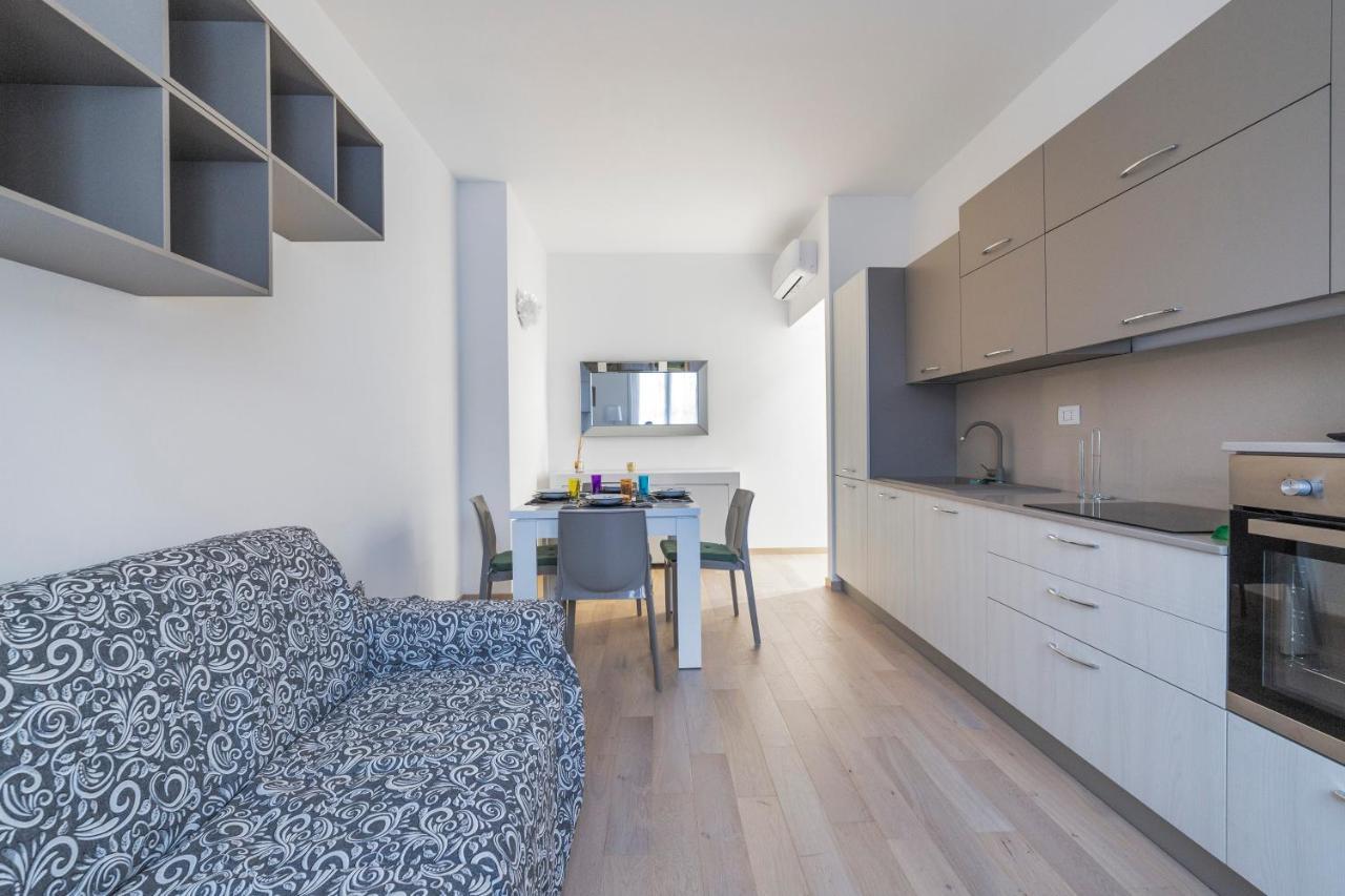 Milano Cosy Apt With Balcony! Milão Exterior foto