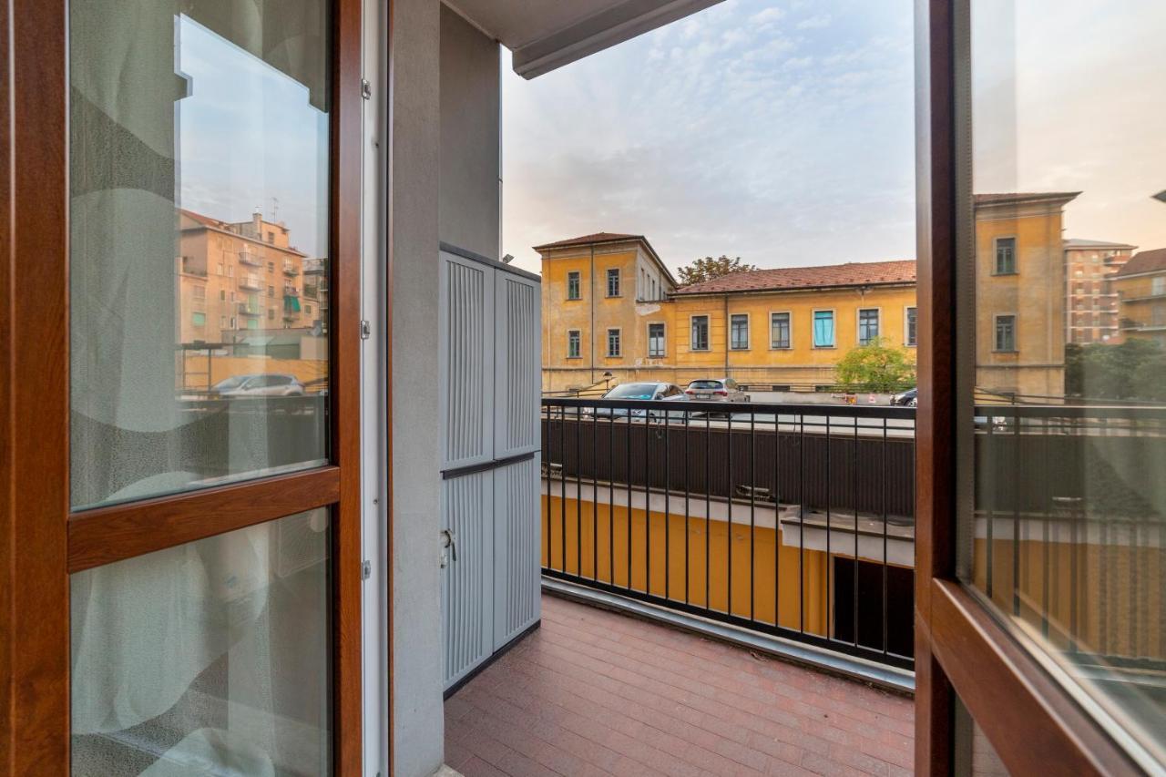 Milano Cosy Apt With Balcony! Milão Exterior foto
